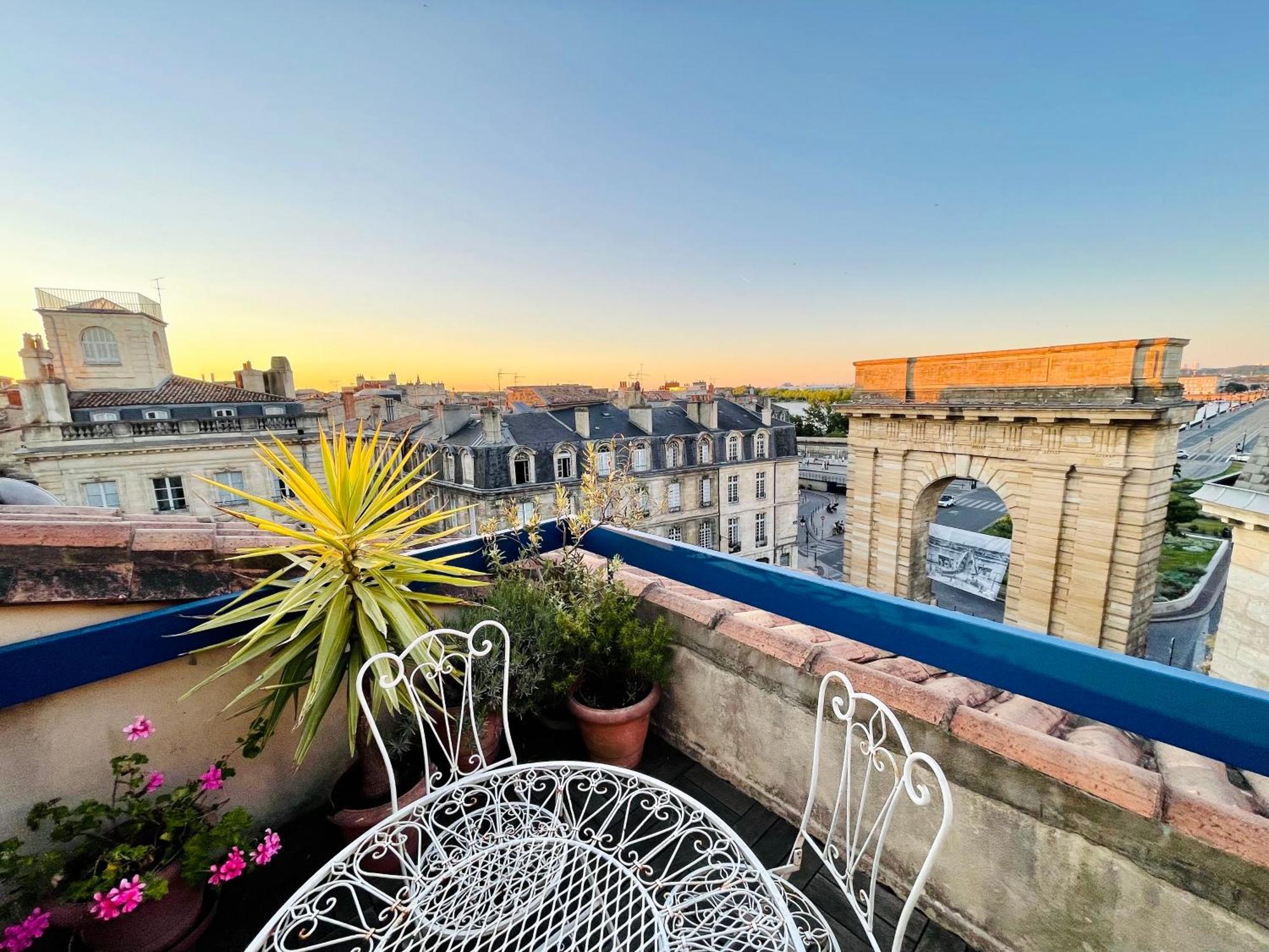 Bordeaux Terrace Daire Dış mekan fotoğraf